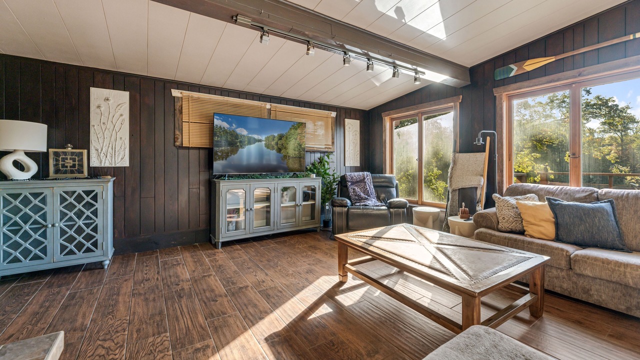 Photo of Livingroom in Black River Falls