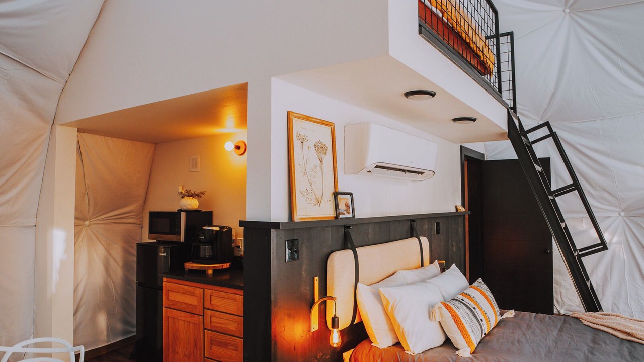 Photo of Bedroom in Mid America