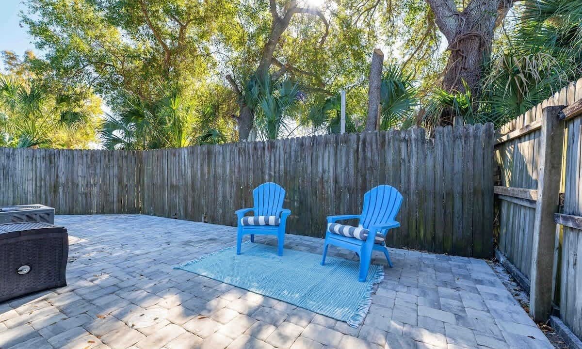 Photo of Patio Balcony in Laurel Park