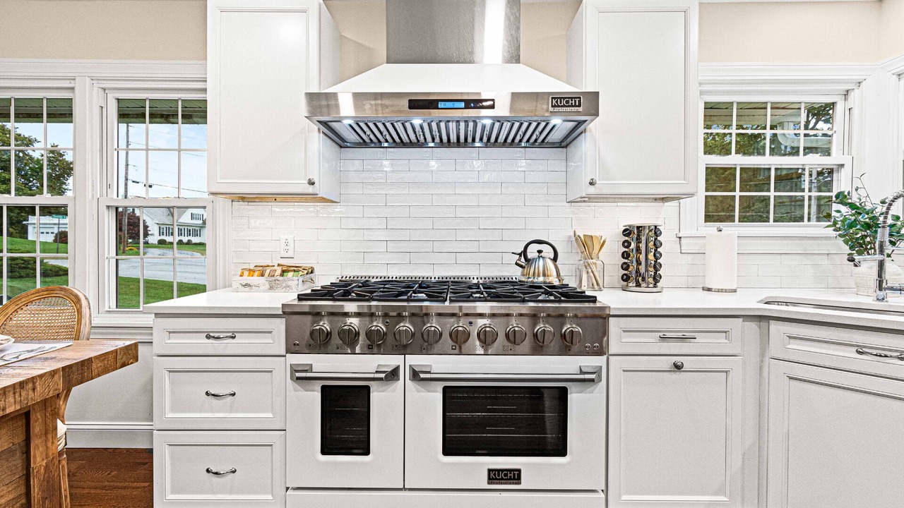 Photo of Others in Bennington