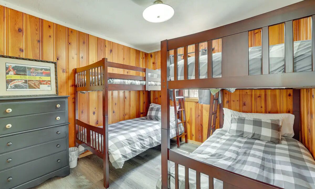 Photo of Bedroom in Alpine