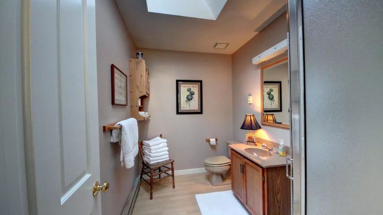 Photo of Bathroom in Ocean Park