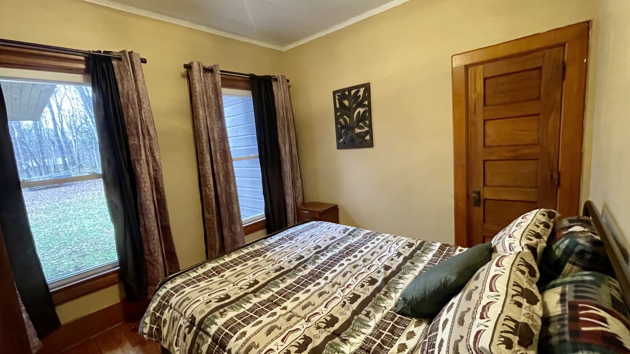 Photo of Bedroom in Town of Webb