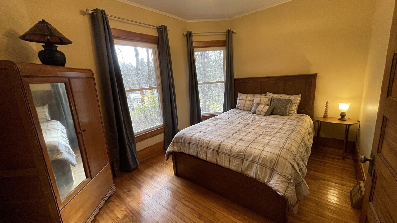 Photo of Bedroom in Town of Webb