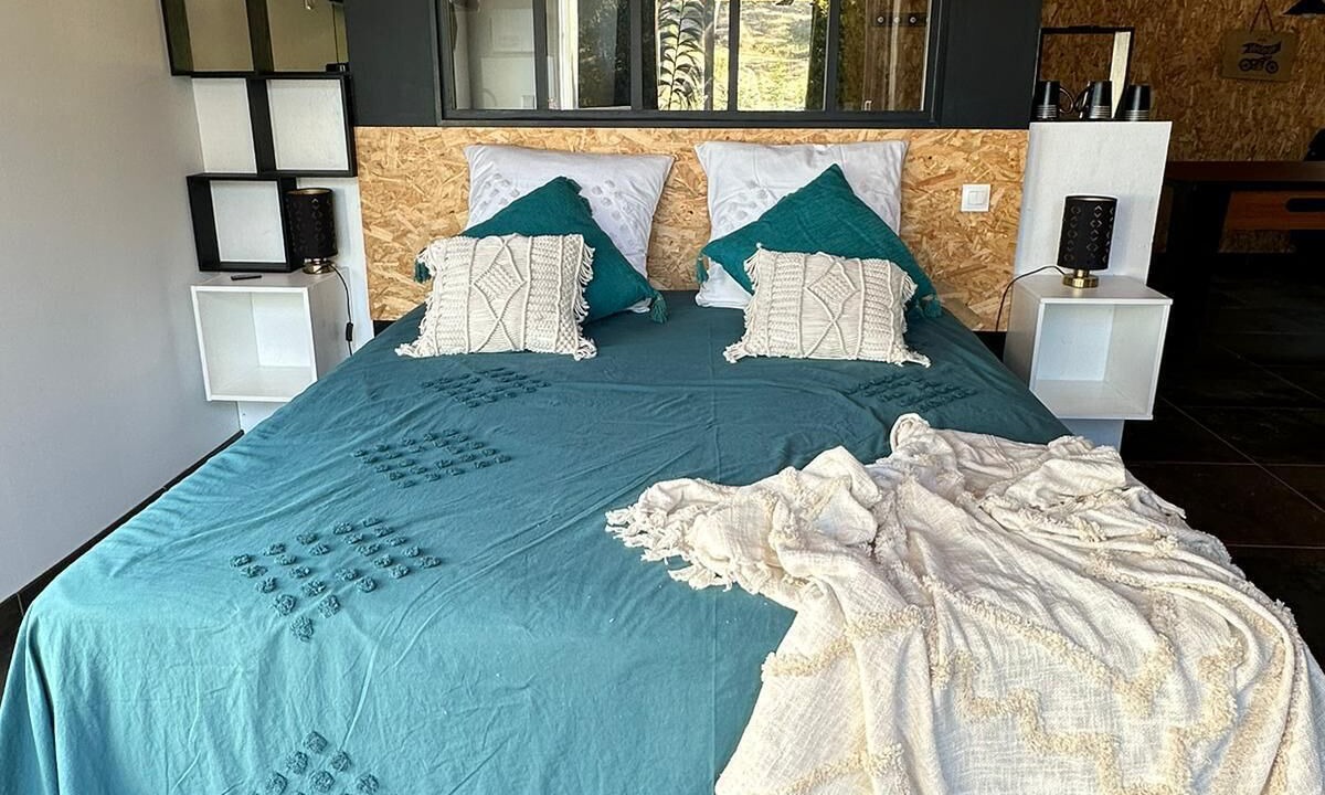 Photo of Bedroom in Malves-en-Minervois