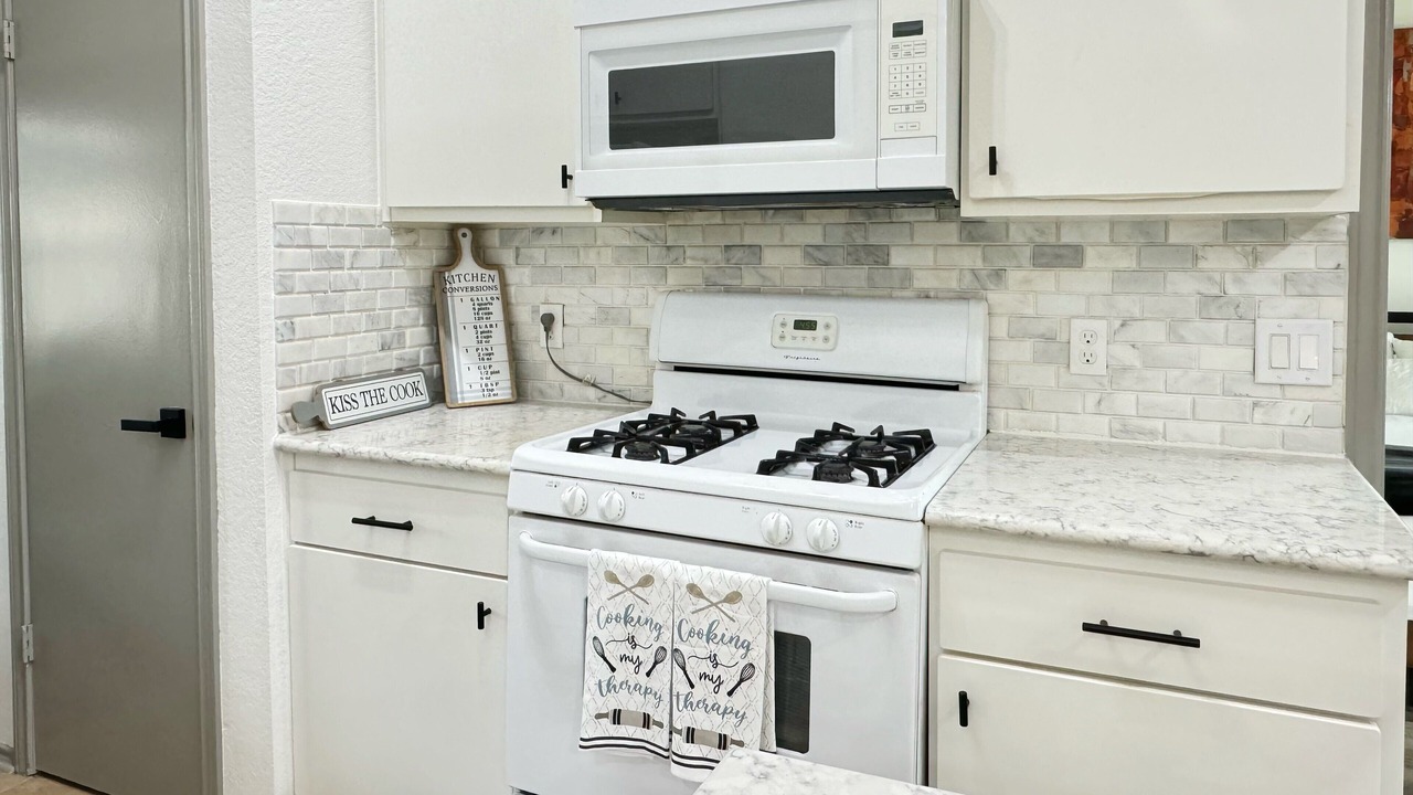 Photo of Kitchen in Anderson Mill West
