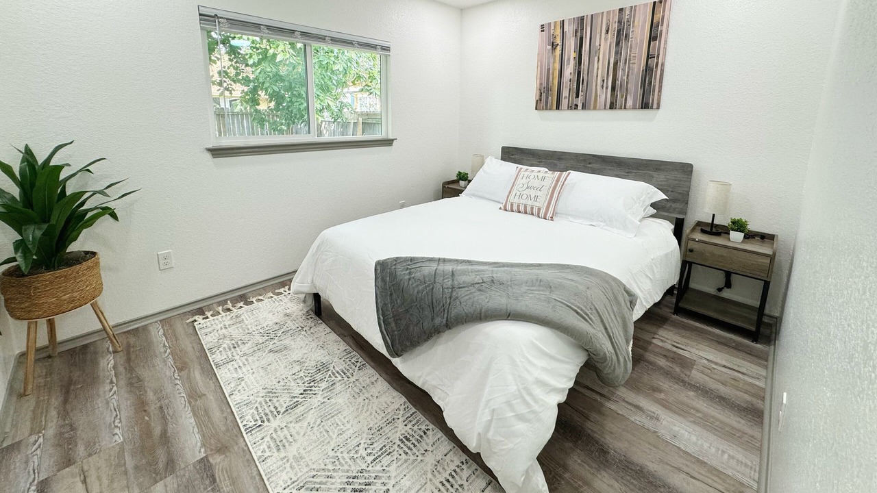 Photo of Bedroom in Anderson Mill West