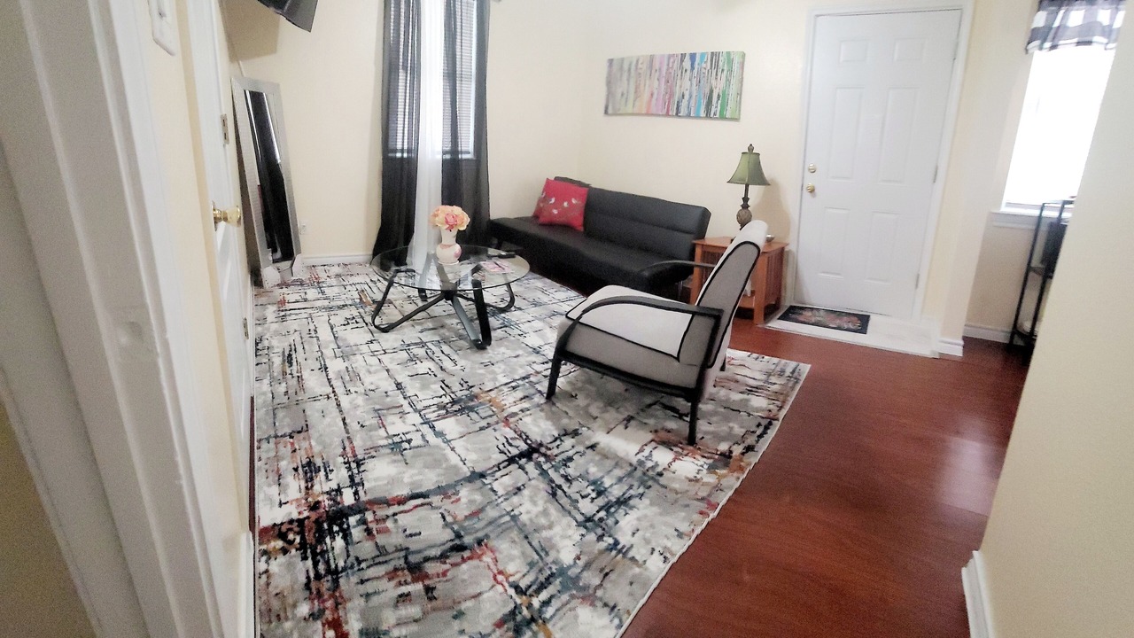 Photo of Livingroom in Redwood