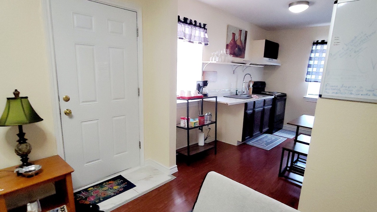 Photo of Livingroom in Redwood
