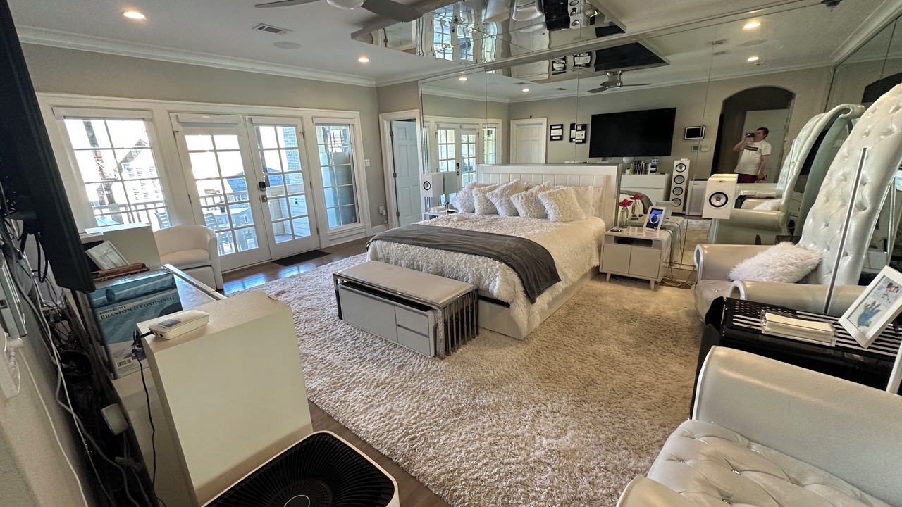 Photo of Bedroom in Park Cities