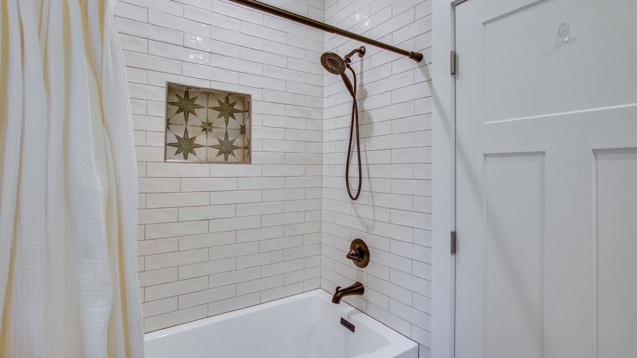 Photo of Bathroom in North Rose Hill