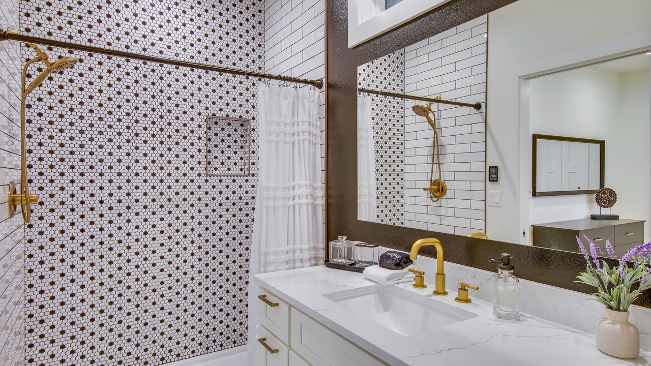 Photo of Bathroom in North Rose Hill