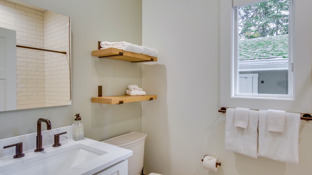 Photo of Bathroom in North Rose Hill