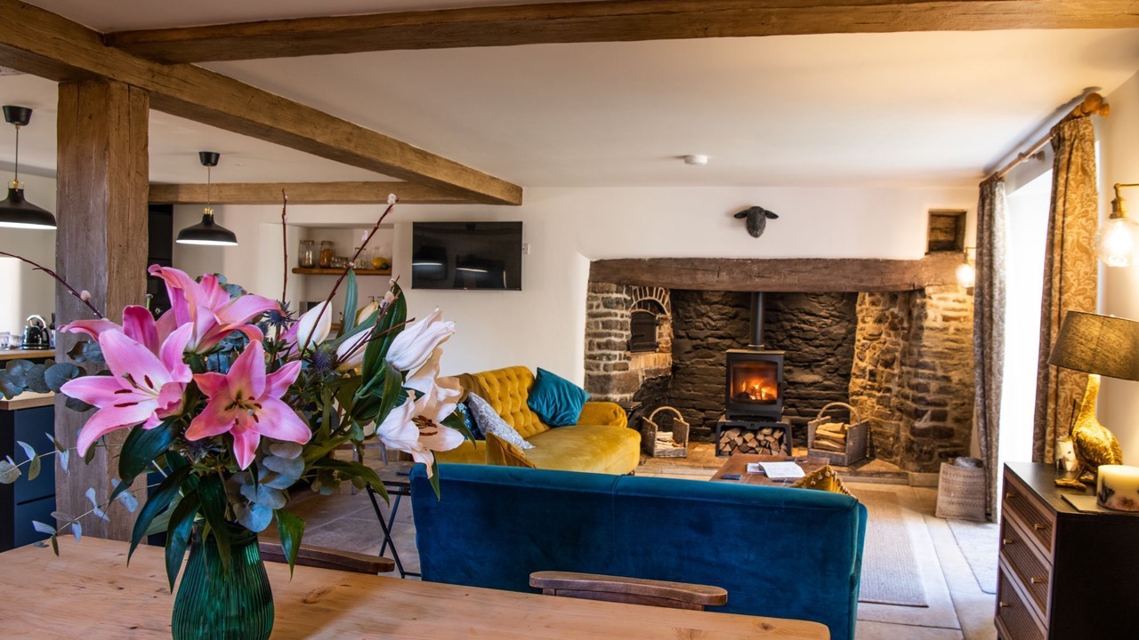 Photo of Others in Knowstone