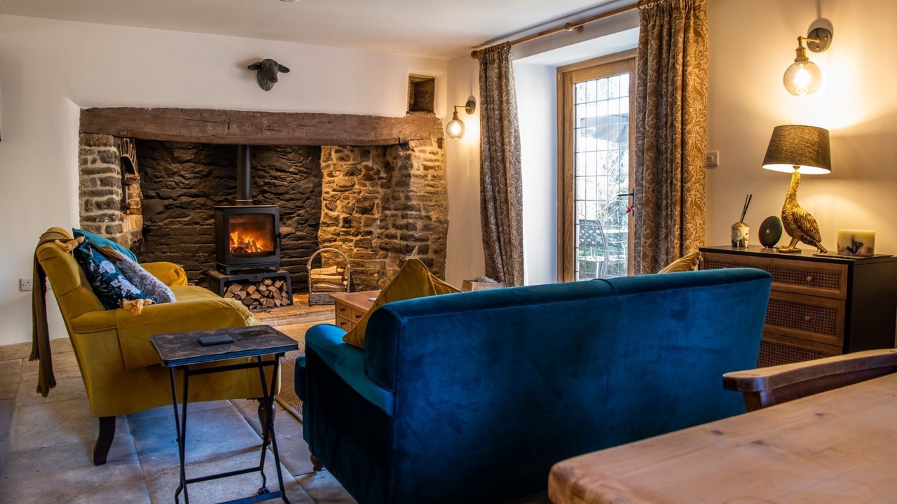 Photo of Others in Knowstone