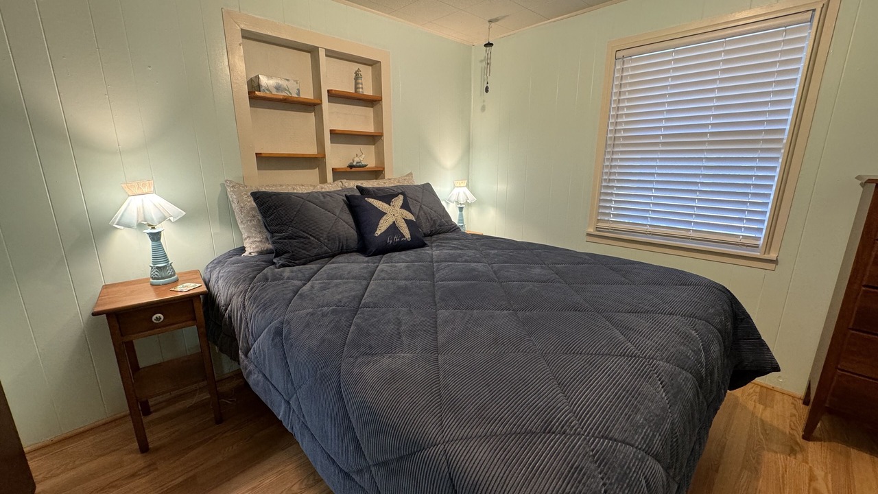 Photo of Bedroom in Smith River