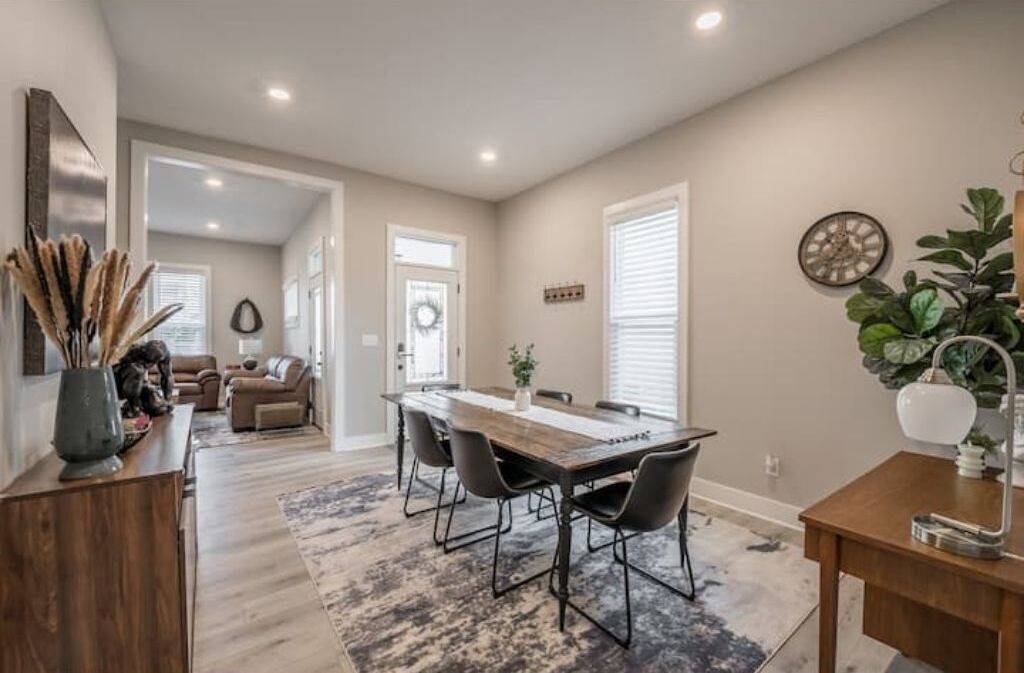 Photo of Others in Troy