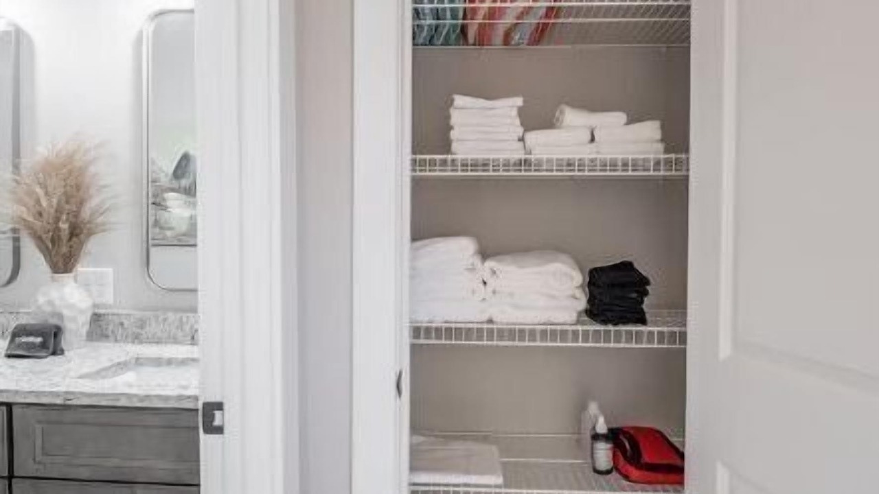 Photo of Others in Troy