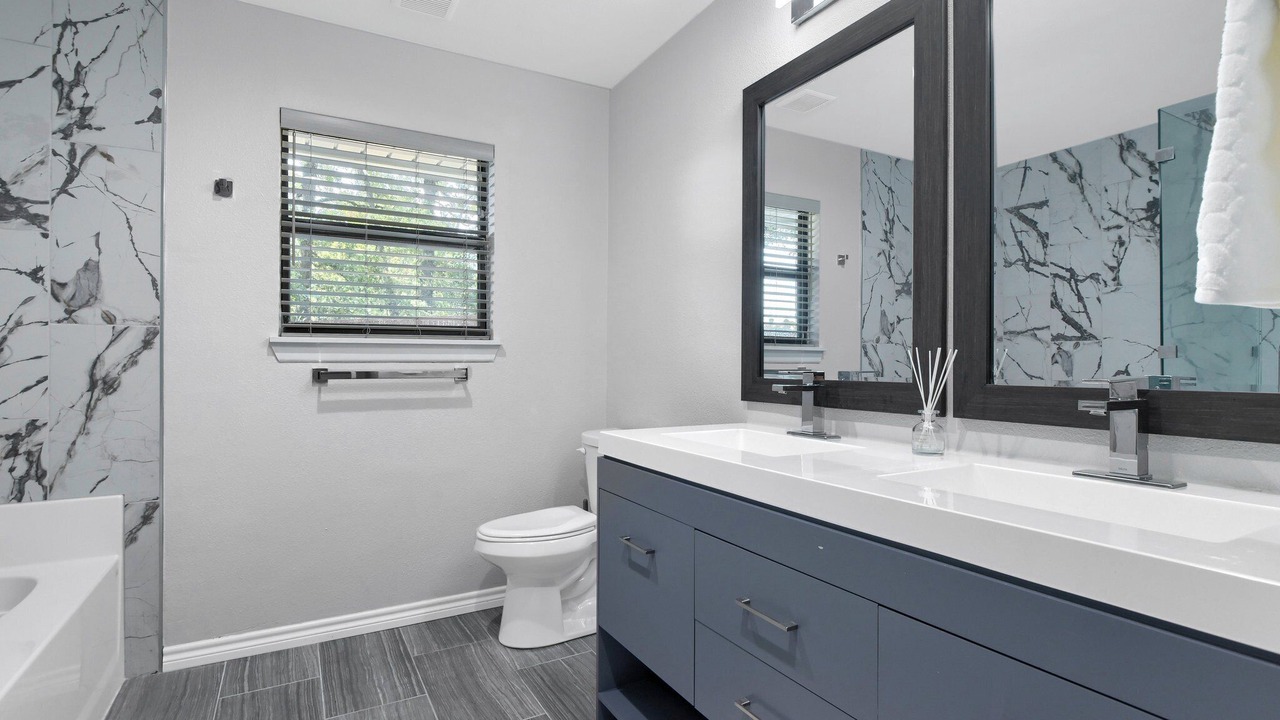 Photo of Bathroom in Denison