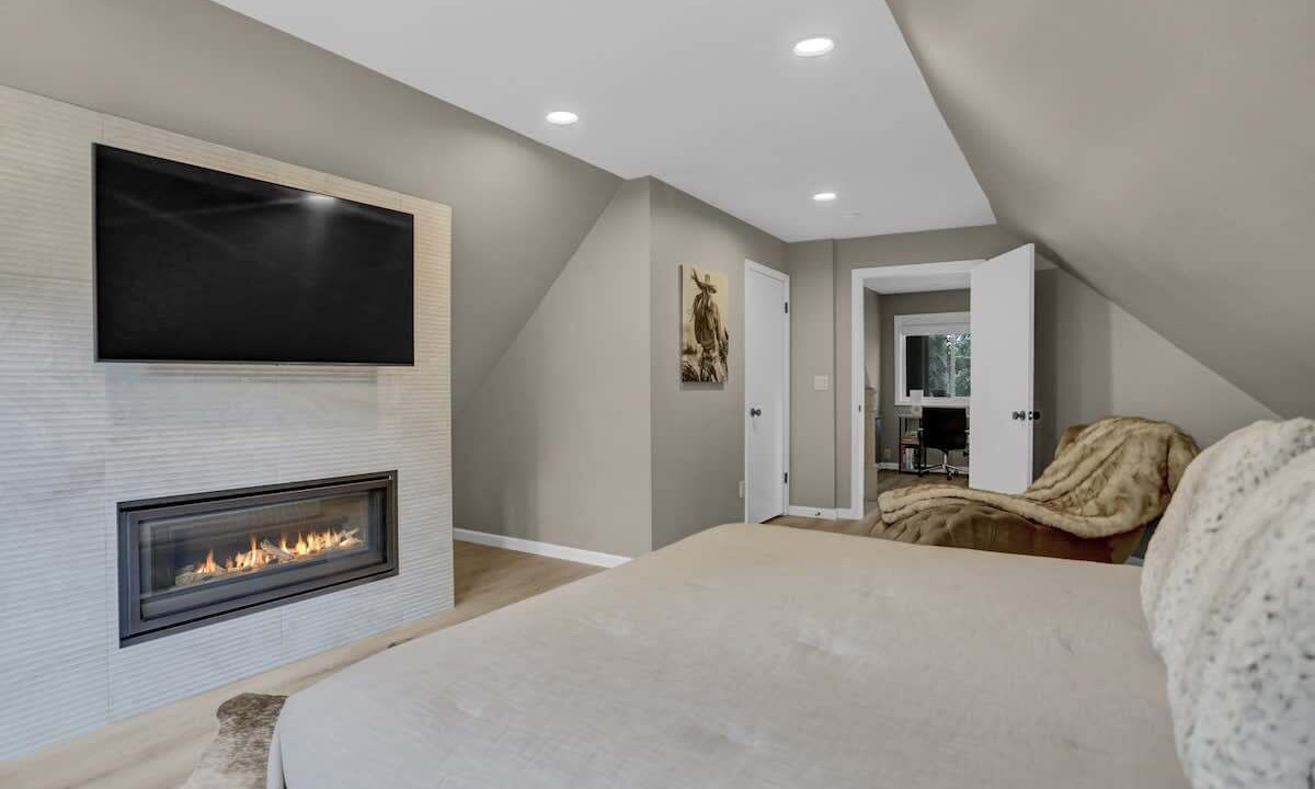 Photo of Bedroom in Willow Creek Highlands
