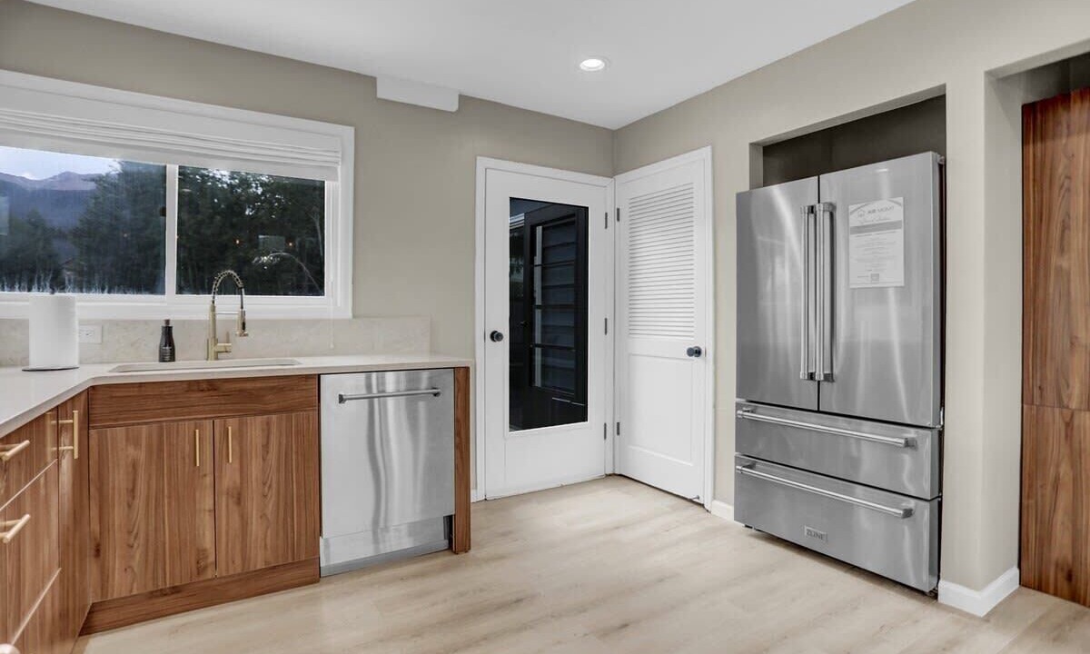 Photo of Kitchen in Willow Creek Highlands