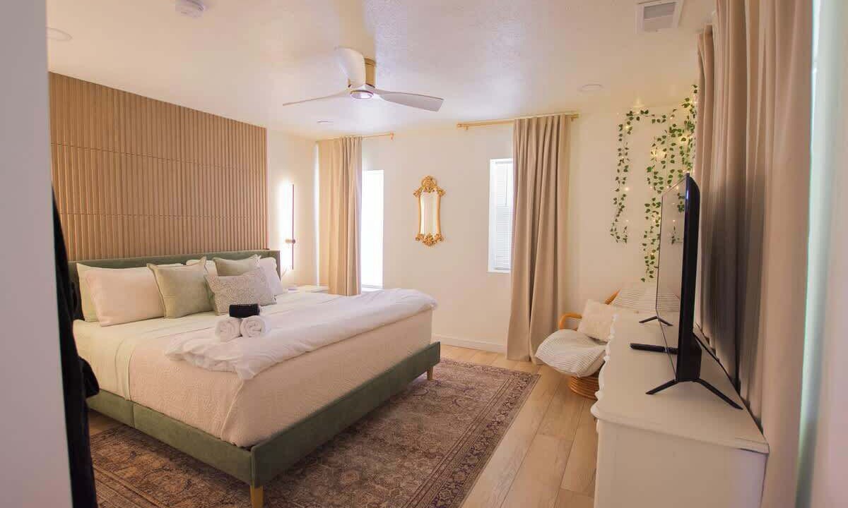 Photo of Bedroom in Albuquerque