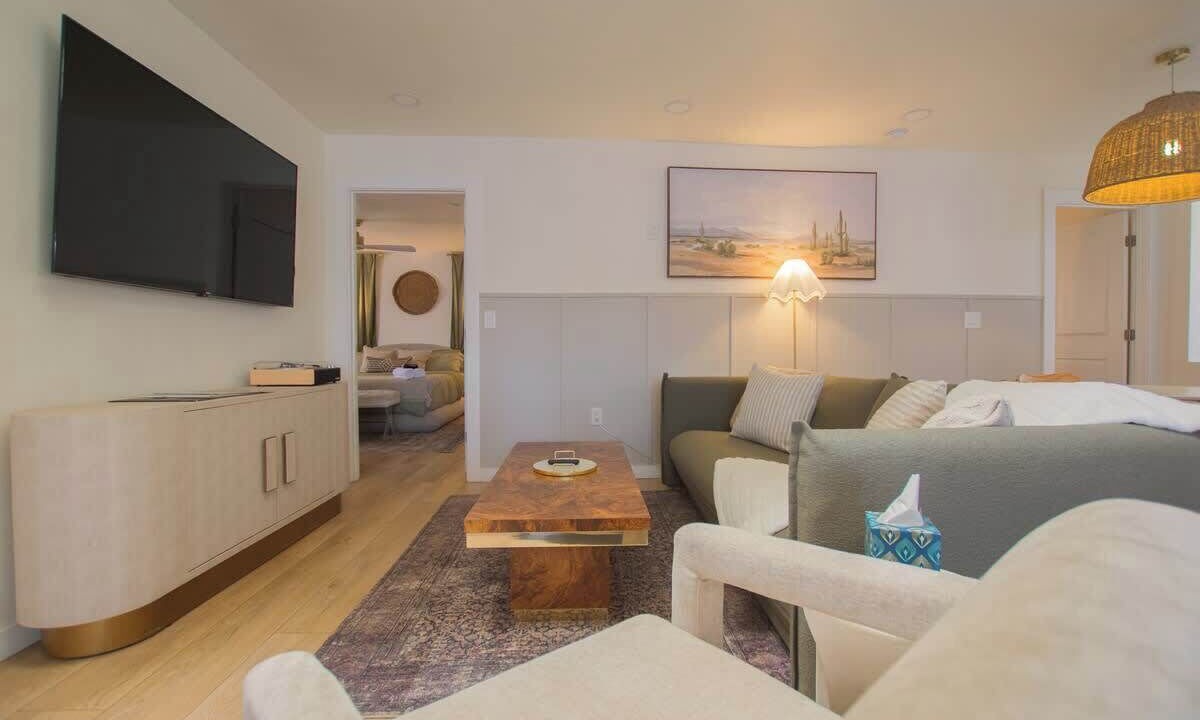 Photo of Livingroom in Albuquerque