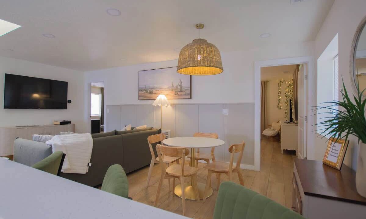 Photo of Livingroom in Albuquerque