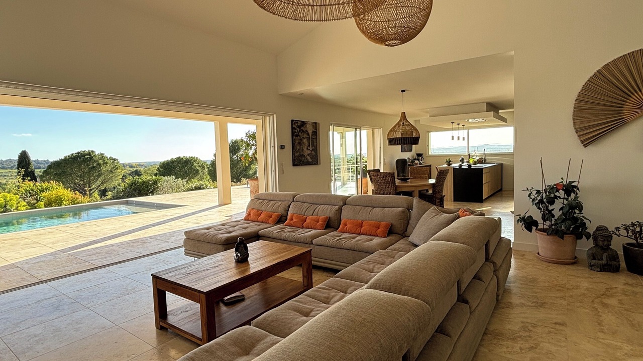 Photo of Livingroom in Campagnan