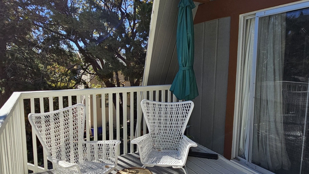 Photo of Patio Balcony in Arrowbear Lake