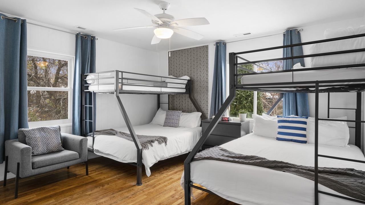 Photo of Bedroom in Canyon Rim