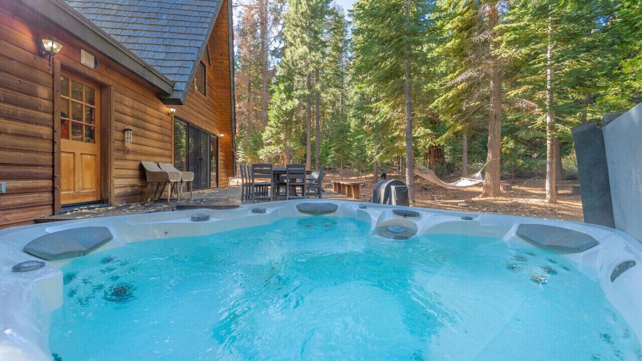 Photo of Outdoor in Tahoma
