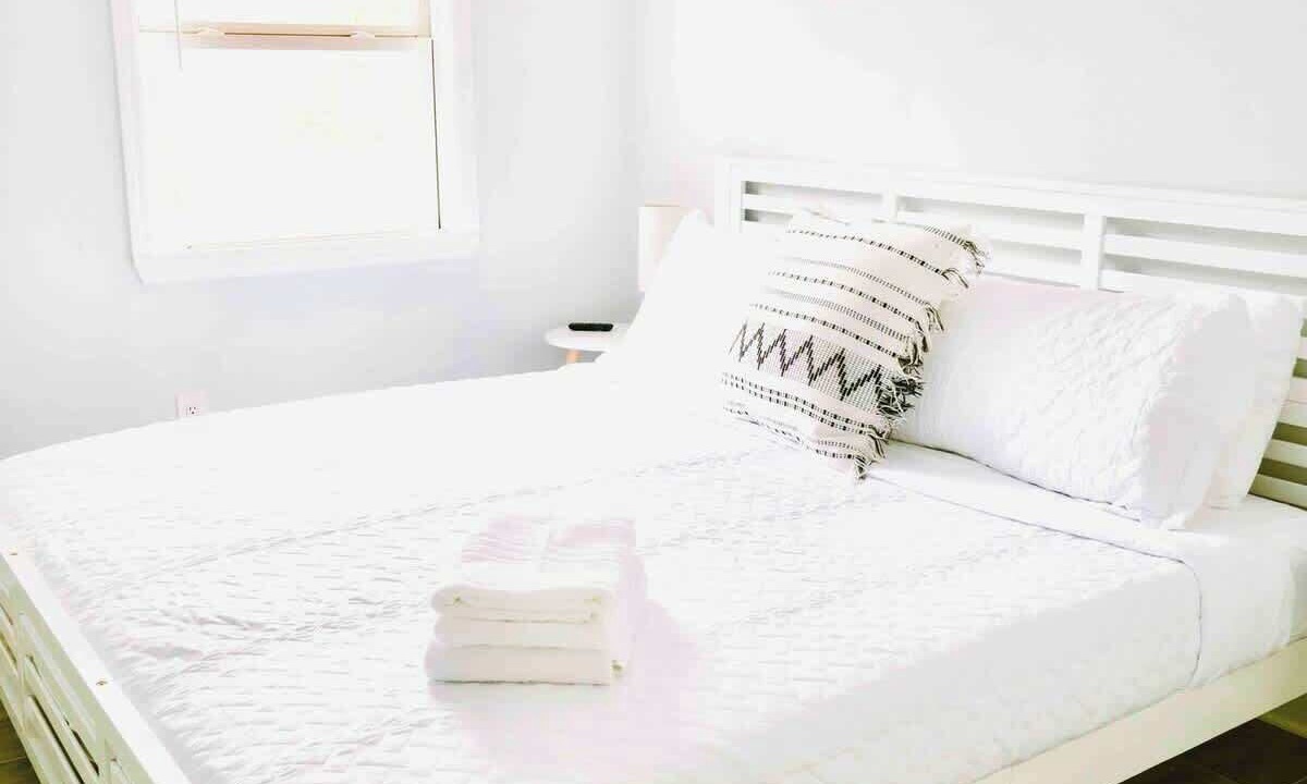 Photo of Bedroom in Neptune Beach