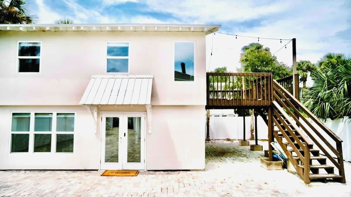 Photo of Outdoor in Neptune Beach