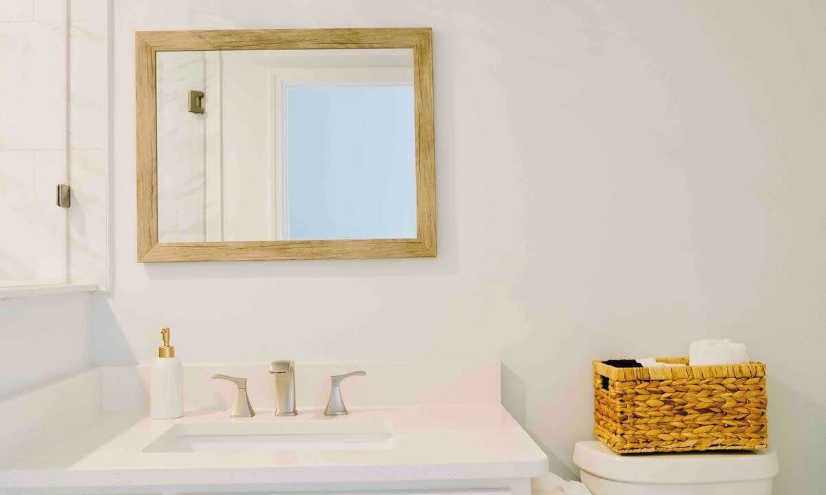 Photo of Bathroom in Neptune Beach