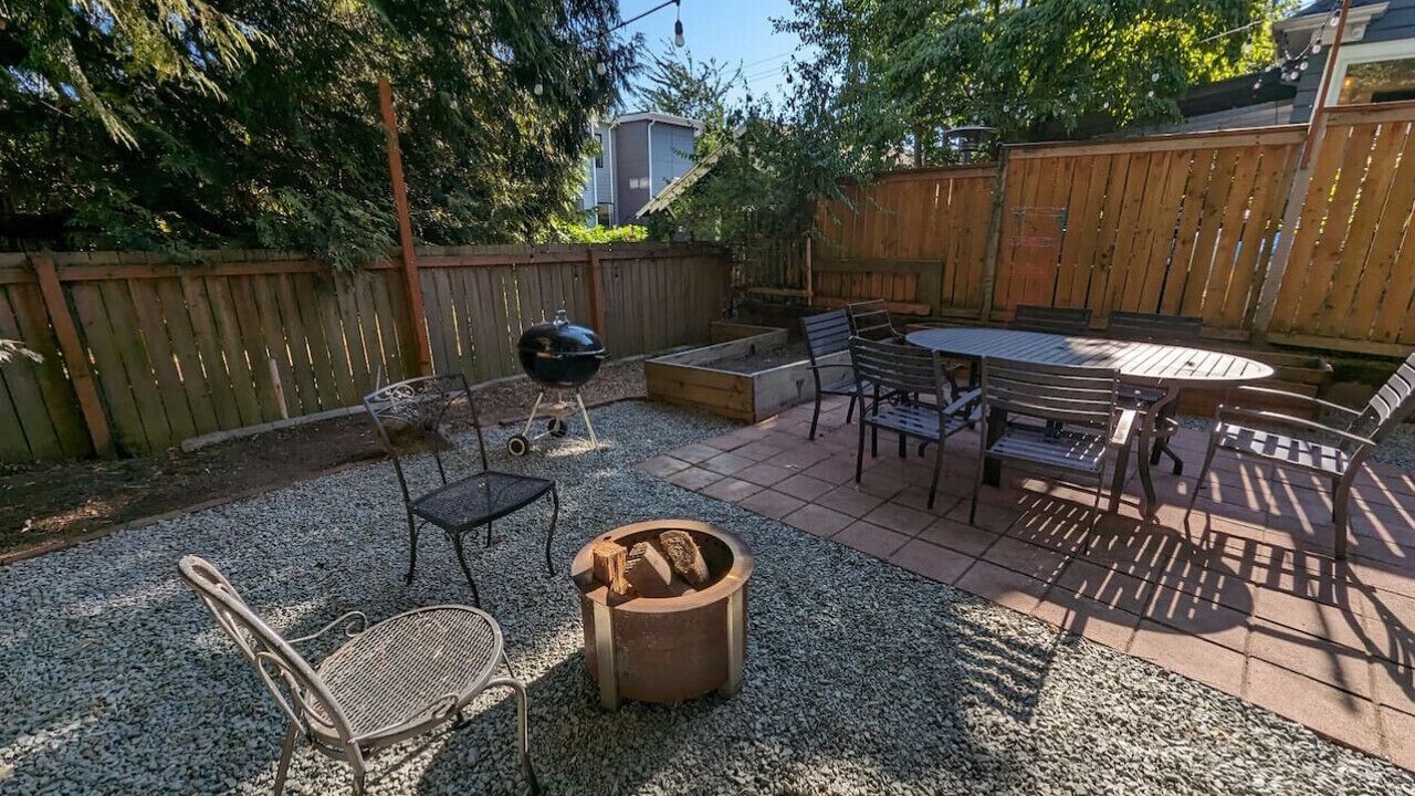 Photo of Outdoor in Phinney Ridge