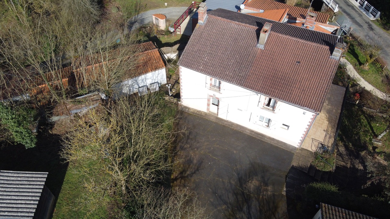 Photo of Outdoor in Saint-Hilaire-le-Vouhis
