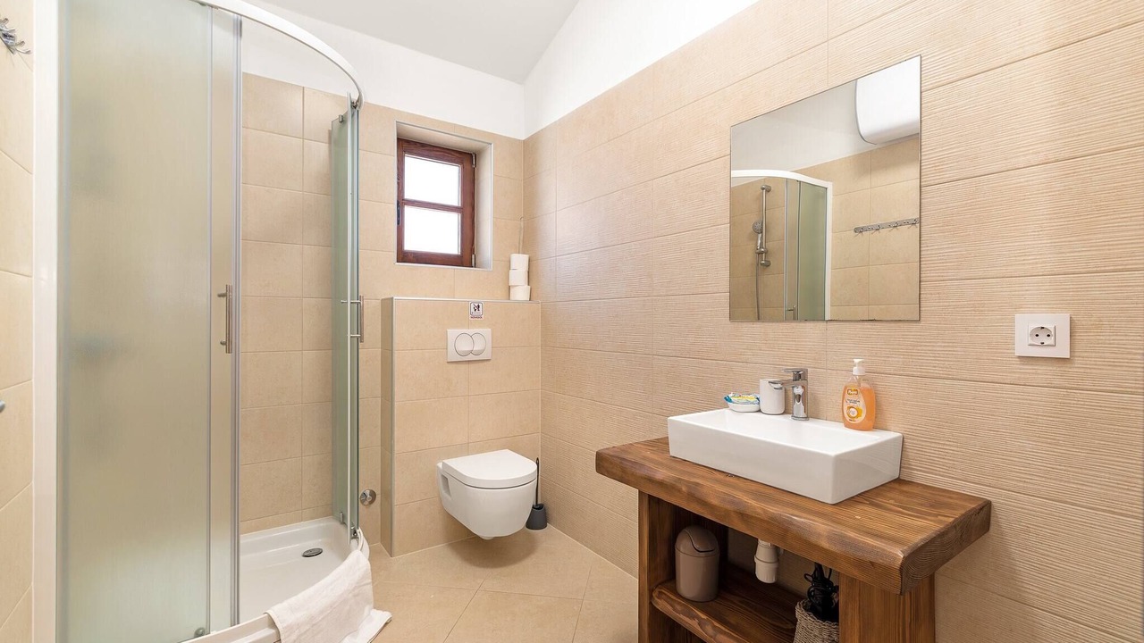 Photo of Bathroom in Muline