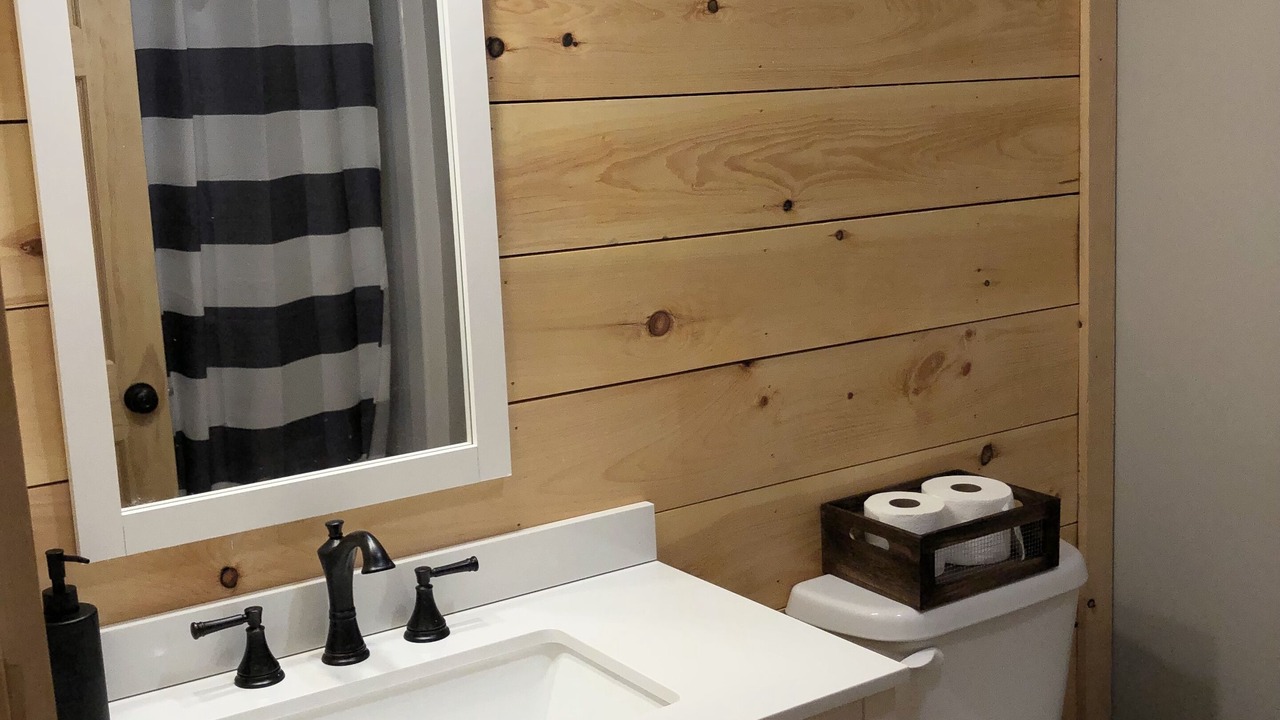 Photo of Bathroom in McHenry