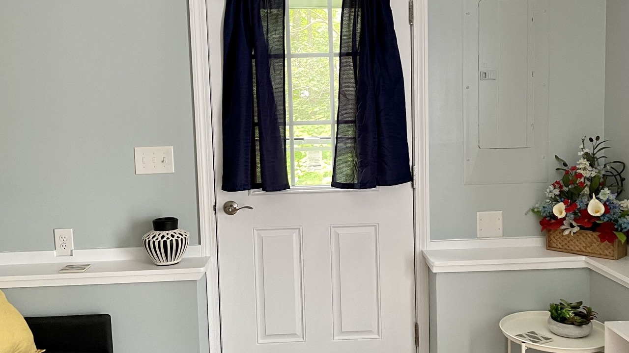 Photo of Livingroom in Kennebunk