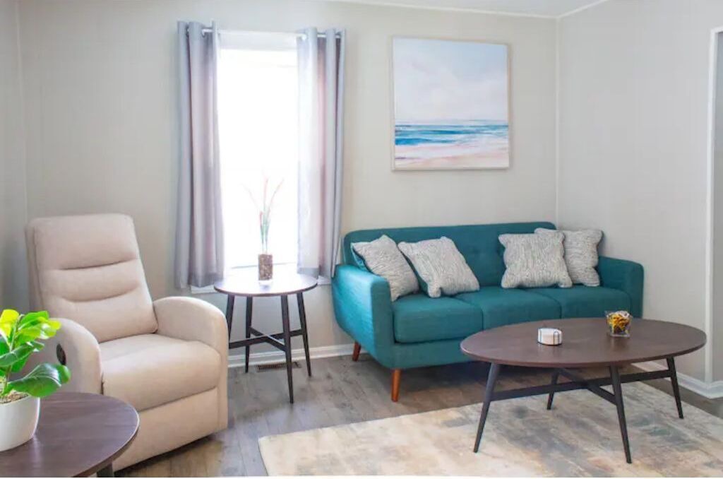 Photo of Livingroom in Warren