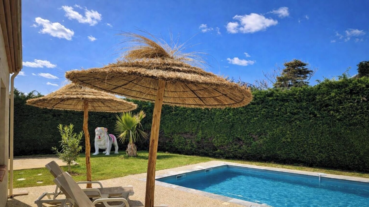 Photo of Outdoor in Bon-Encontre