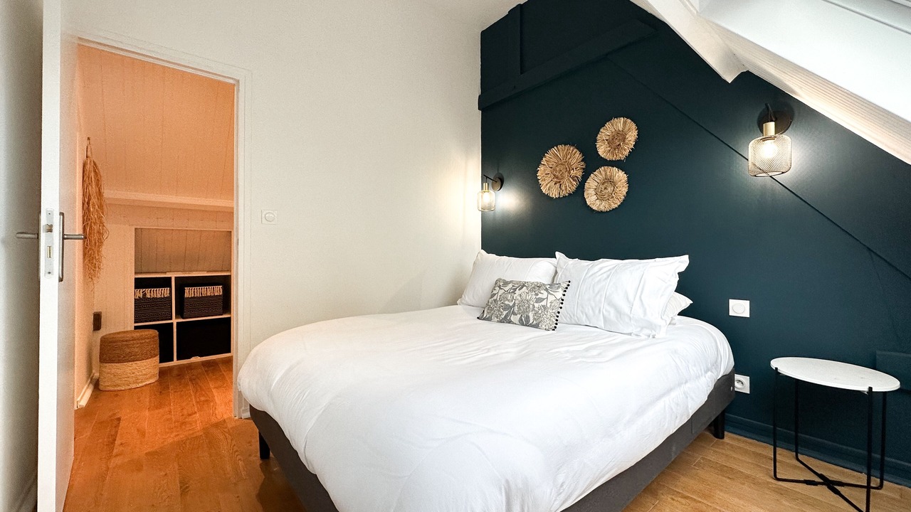 Photo of Bedroom in Sahurs