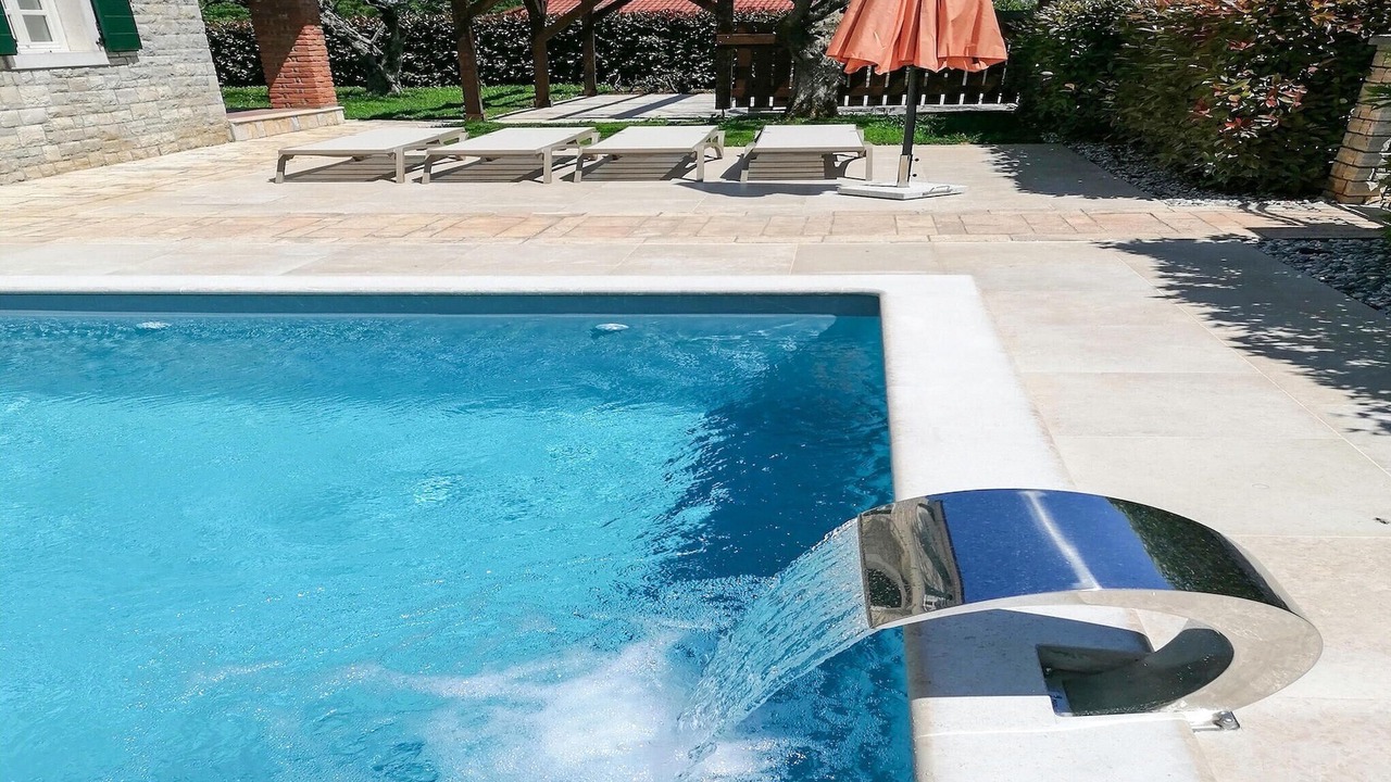 Photo of Outdoor in Buici