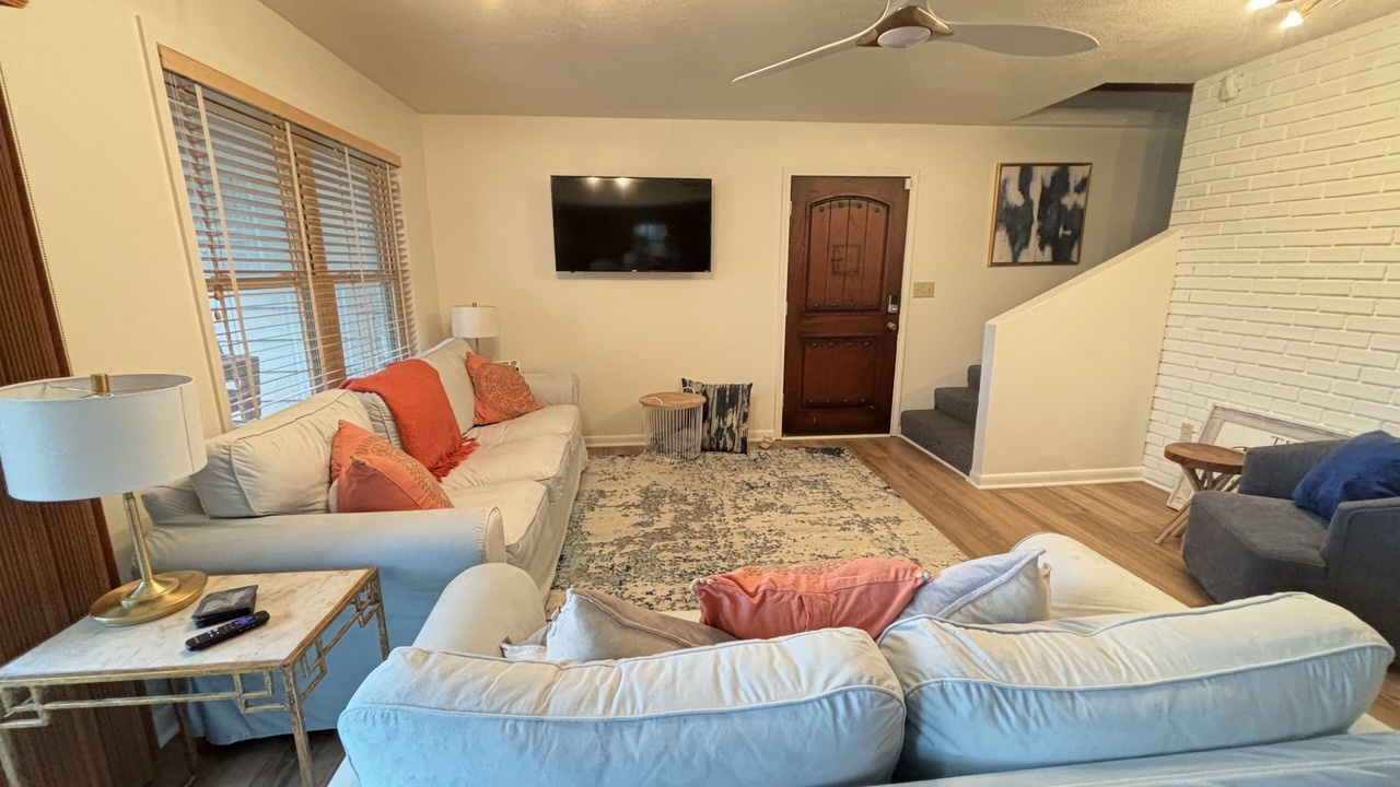 Photo of Livingroom in South Toledo Bend