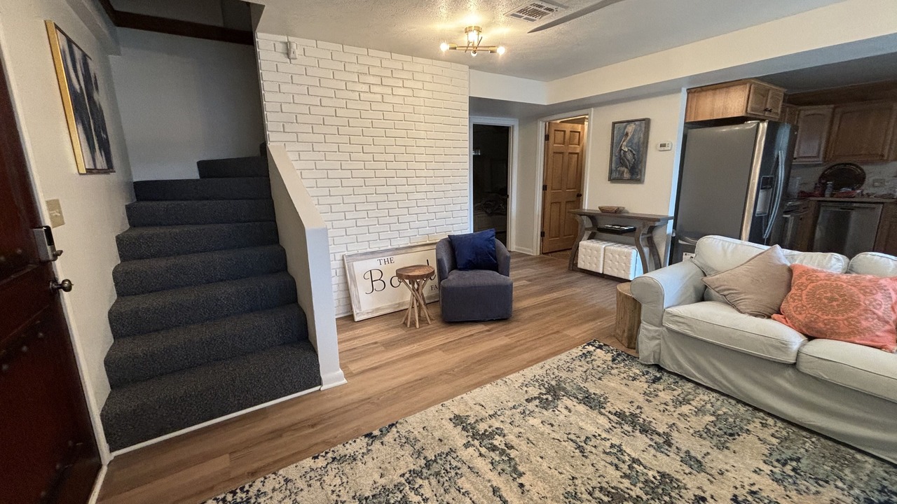 Photo of Livingroom in South Toledo Bend