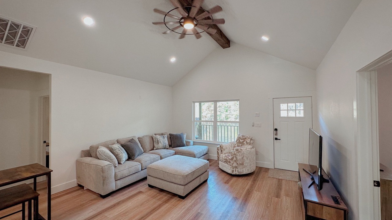 Photo of Livingroom in Karnack
