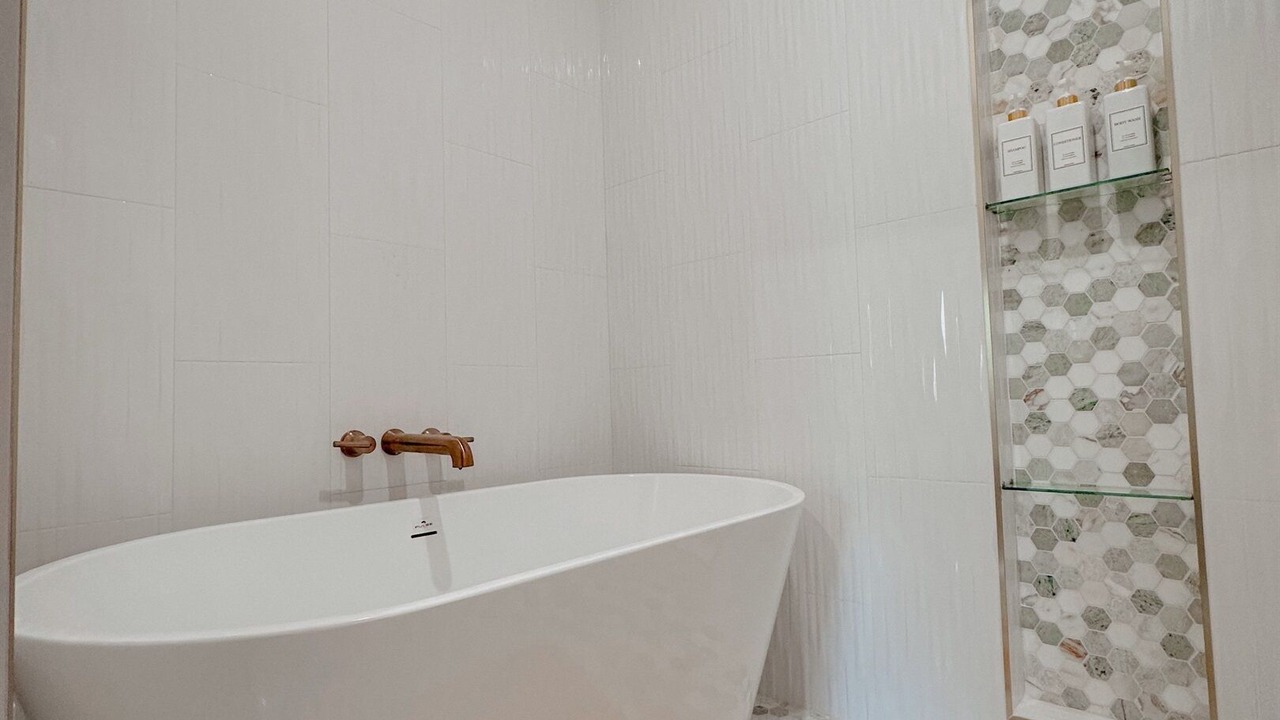 Photo of Bathroom in Karnack