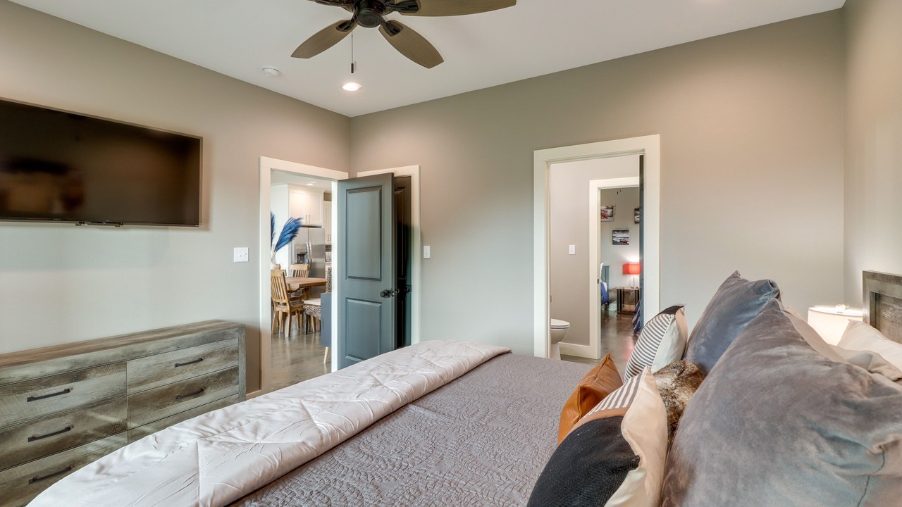Photo of Bedroom in Higden