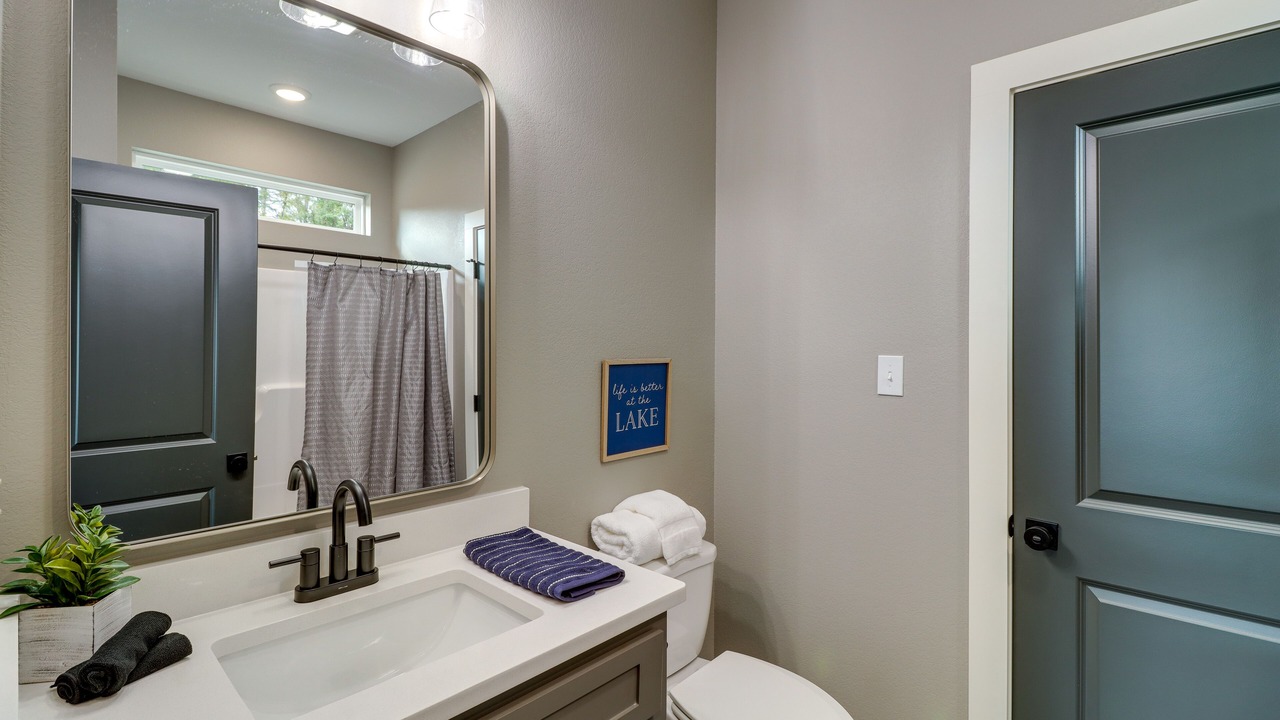 Photo of Bathroom in Higden